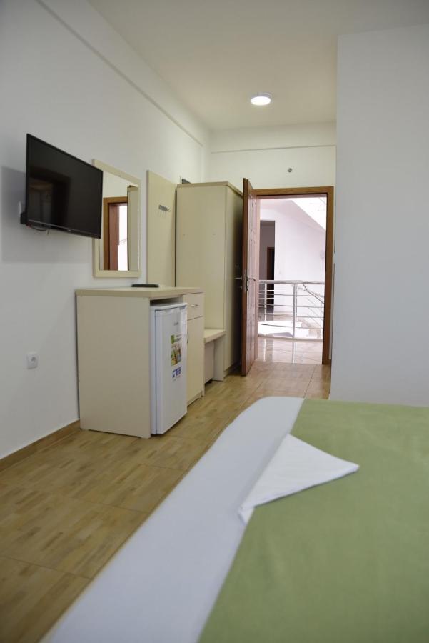 Apartments Fati & Flori Ulcinj Exterior foto